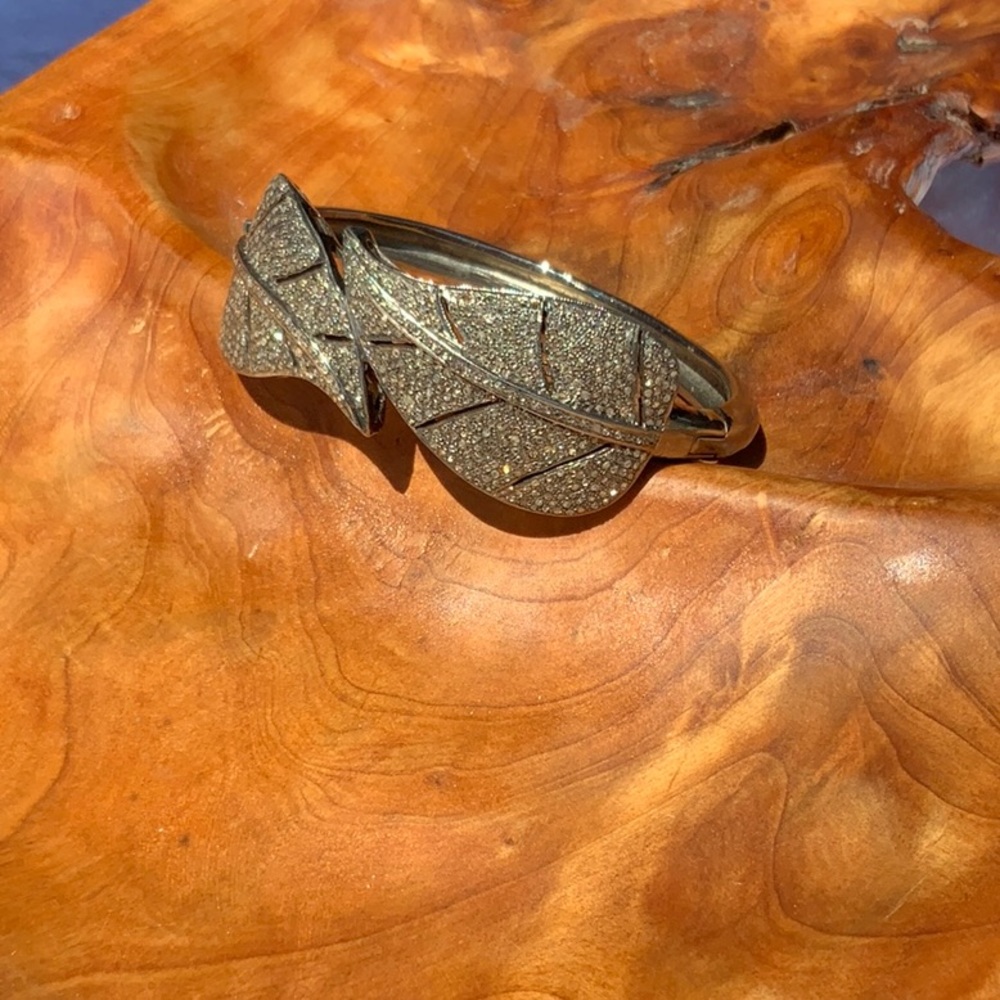 Diamond Silver Leaf Pattern Bracelet - image 1